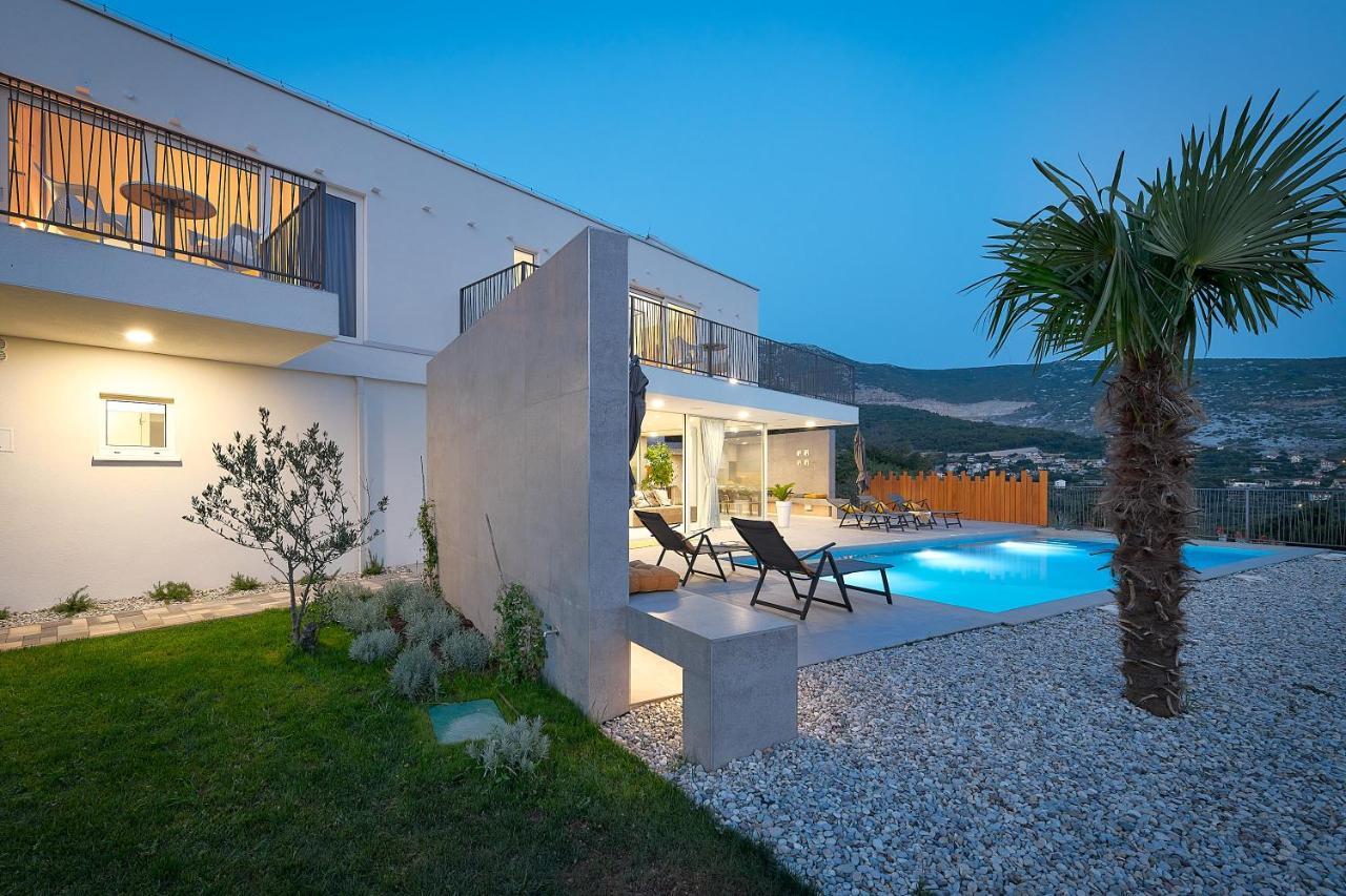 Design Villa Clavis-Brand New Villa With A View Klis Exterior foto