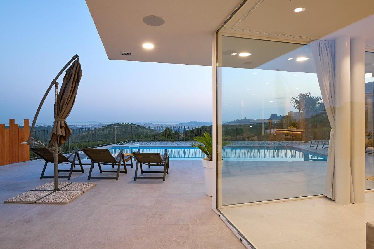 Design Villa Clavis-Brand New Villa With A View Klis Exterior foto